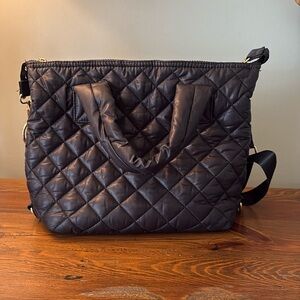 Jill & Ally Black Puffer Bag